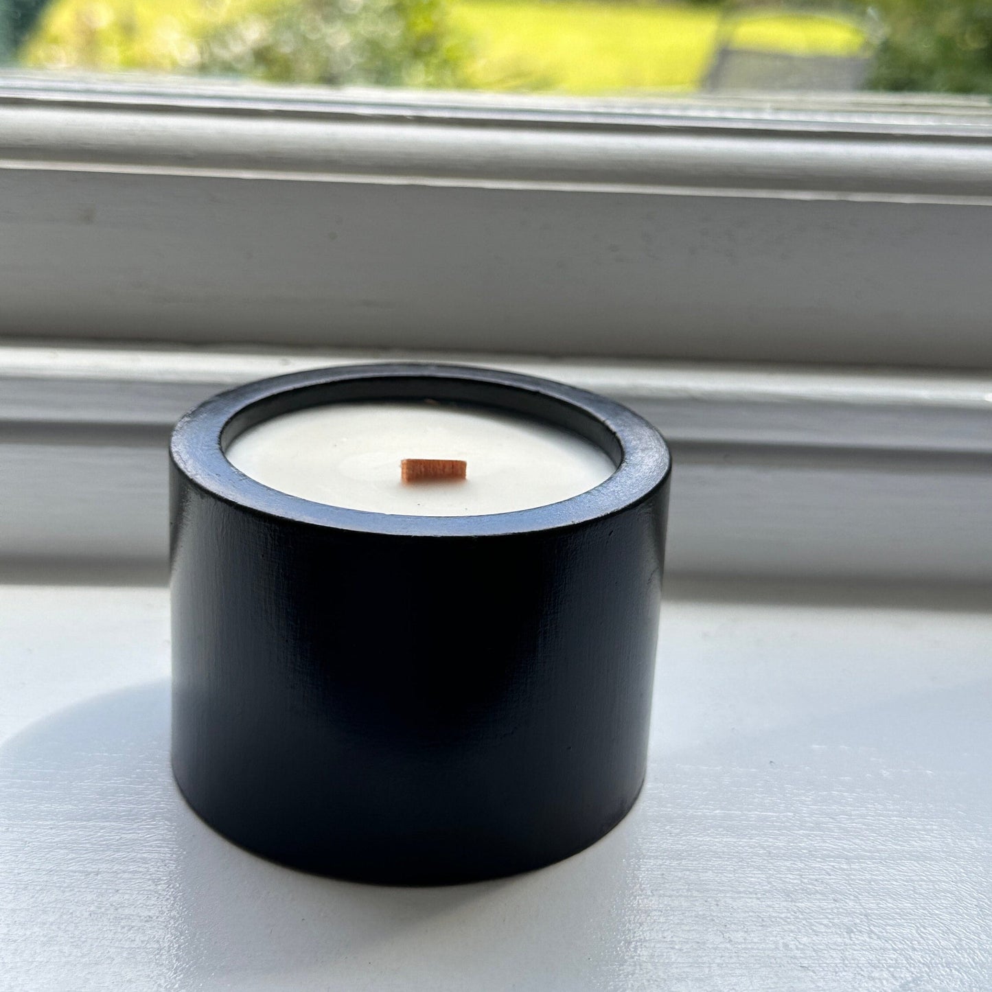 Black/White Stonecast Jar Candle | Mini Soy Wax | Up to 20 Hours Burn Time
