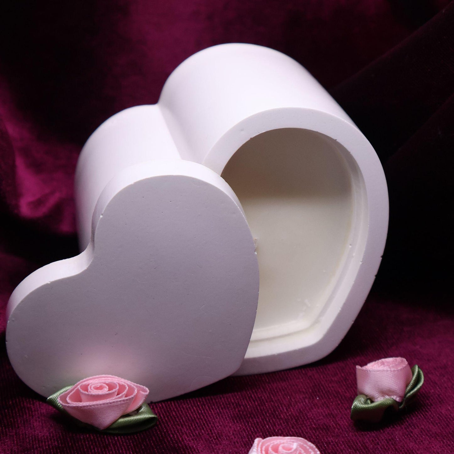 Heart Shaped Scented Soy Wax Candle | Minimalistic White Stone Cast Container | Burn-time up to 30 hours