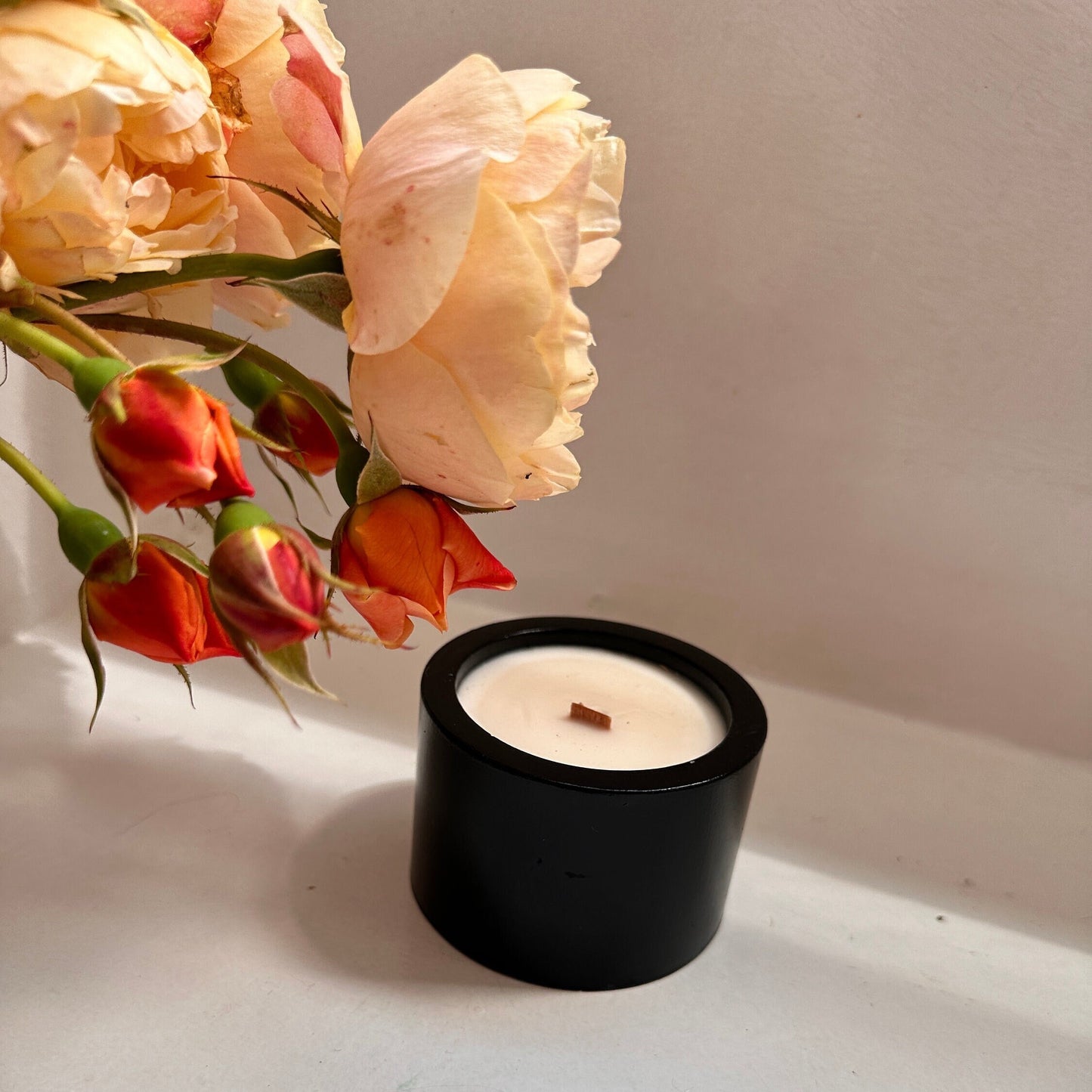 Black/White Stonecast Jar Candle | Mini Soy Wax | Up to 20 Hours Burn Time